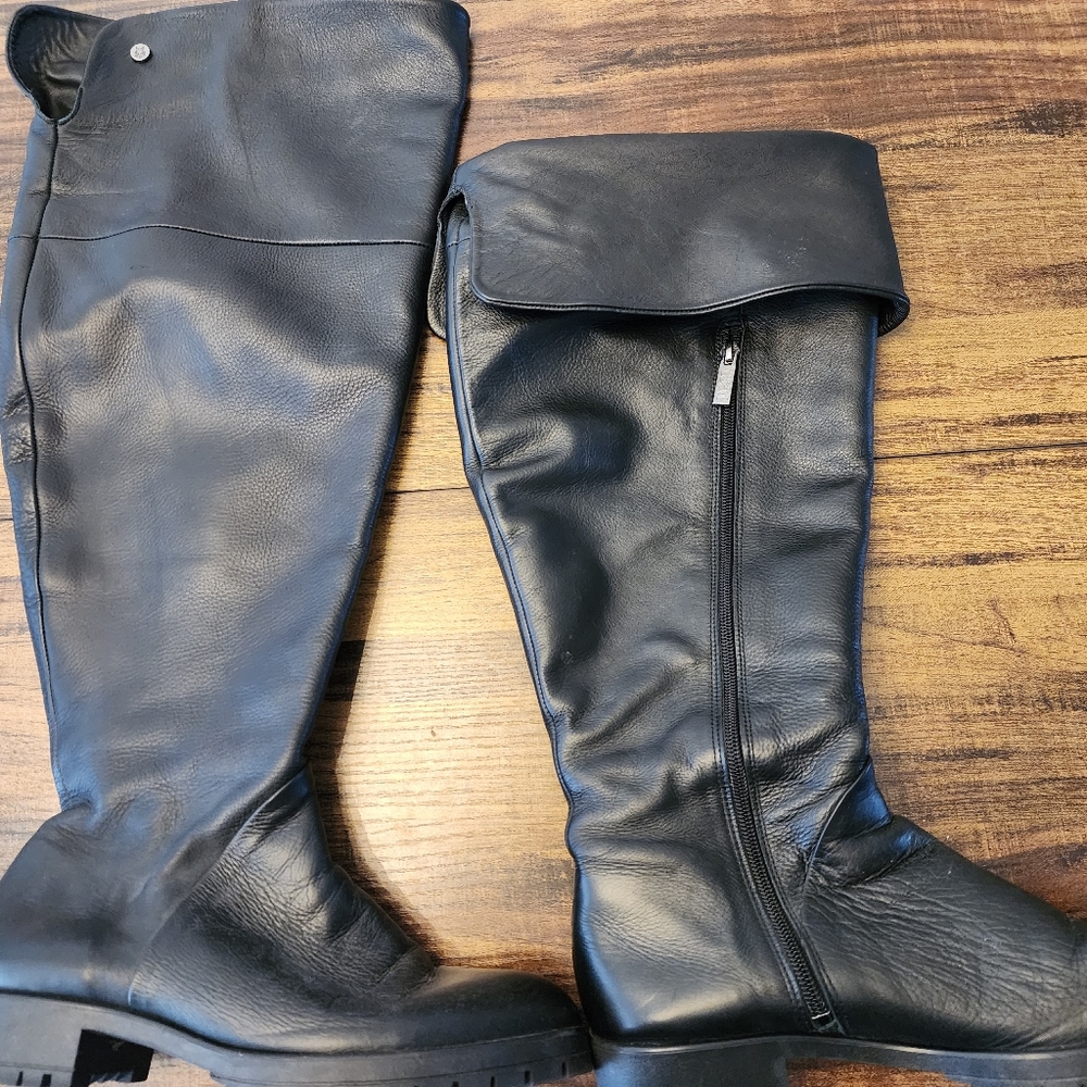 DUO/ TED & MUFFY Black Patent Knee High Heel Zip Up  US 40 9.5 Wide Leg/ Calf